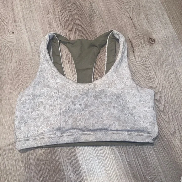 Gymshark Olive Fleur Sports Bra - Picture 1 of 5